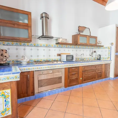 Mariano Vendégház 3*